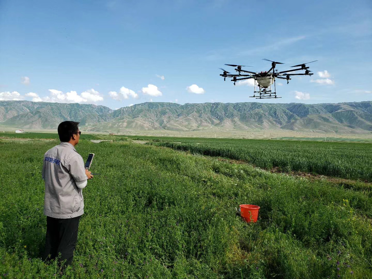 無人機培訓機構提醒您——無人機要及時登記！違者最高罰十萬！