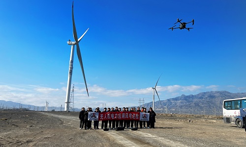 低空經濟蓬勃發展，無人機執照的含金量還在提高-新疆保華潤天航空