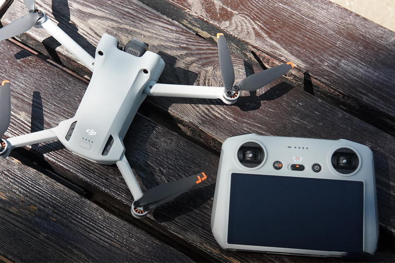 八歲孩子玩的無(wú)人機(jī)有哪些？-新疆保華潤(rùn)天航空