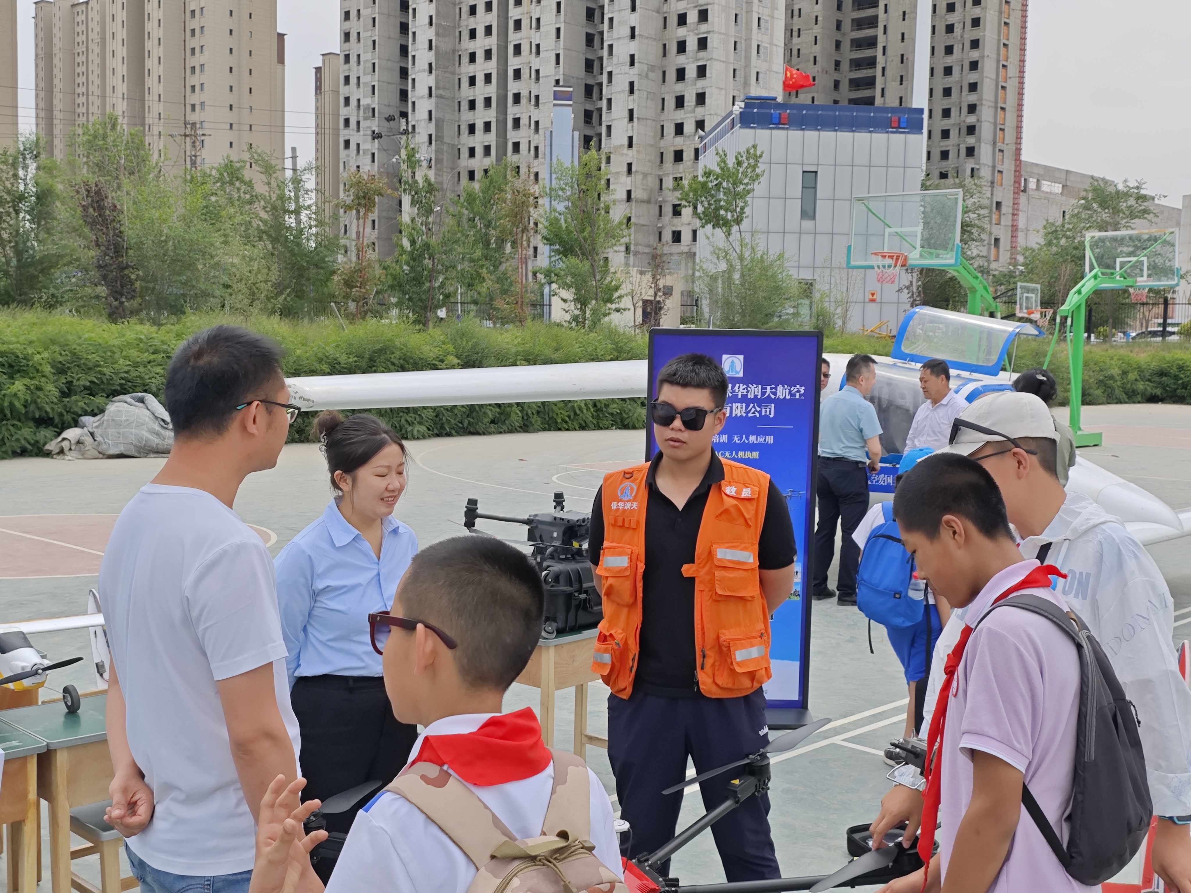 翱翔夢想：揭秘青少年無人機比賽的科技含金量-新疆保華潤天航空