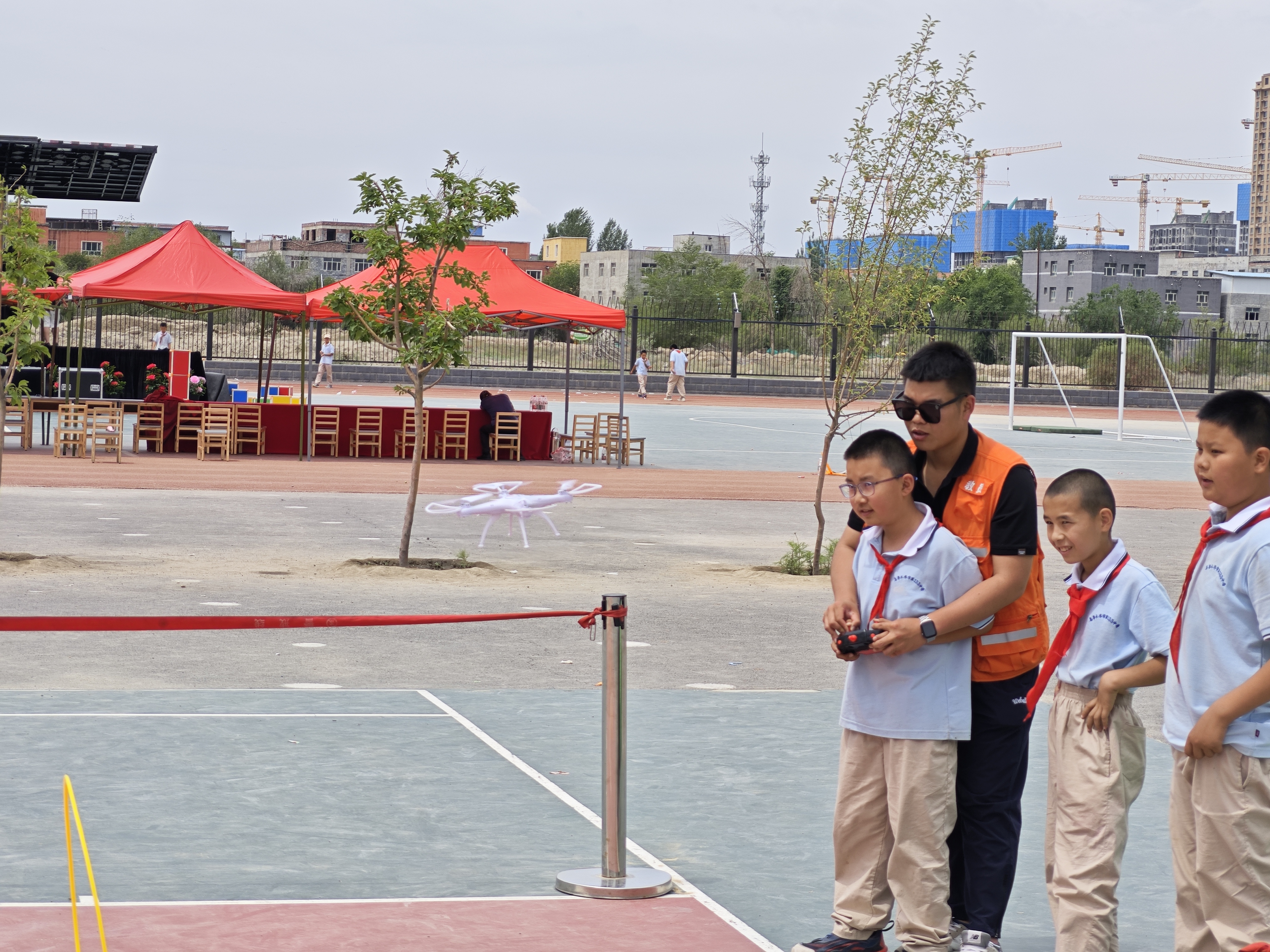 未來天空的主宰者：青少年無人機入門培訓課程啟動-新疆保華潤天航空