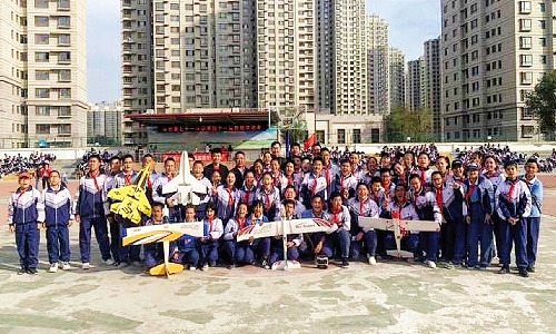 保華潤天航空引領潮流：新疆青少年專享的無人機caac飛行培訓課程