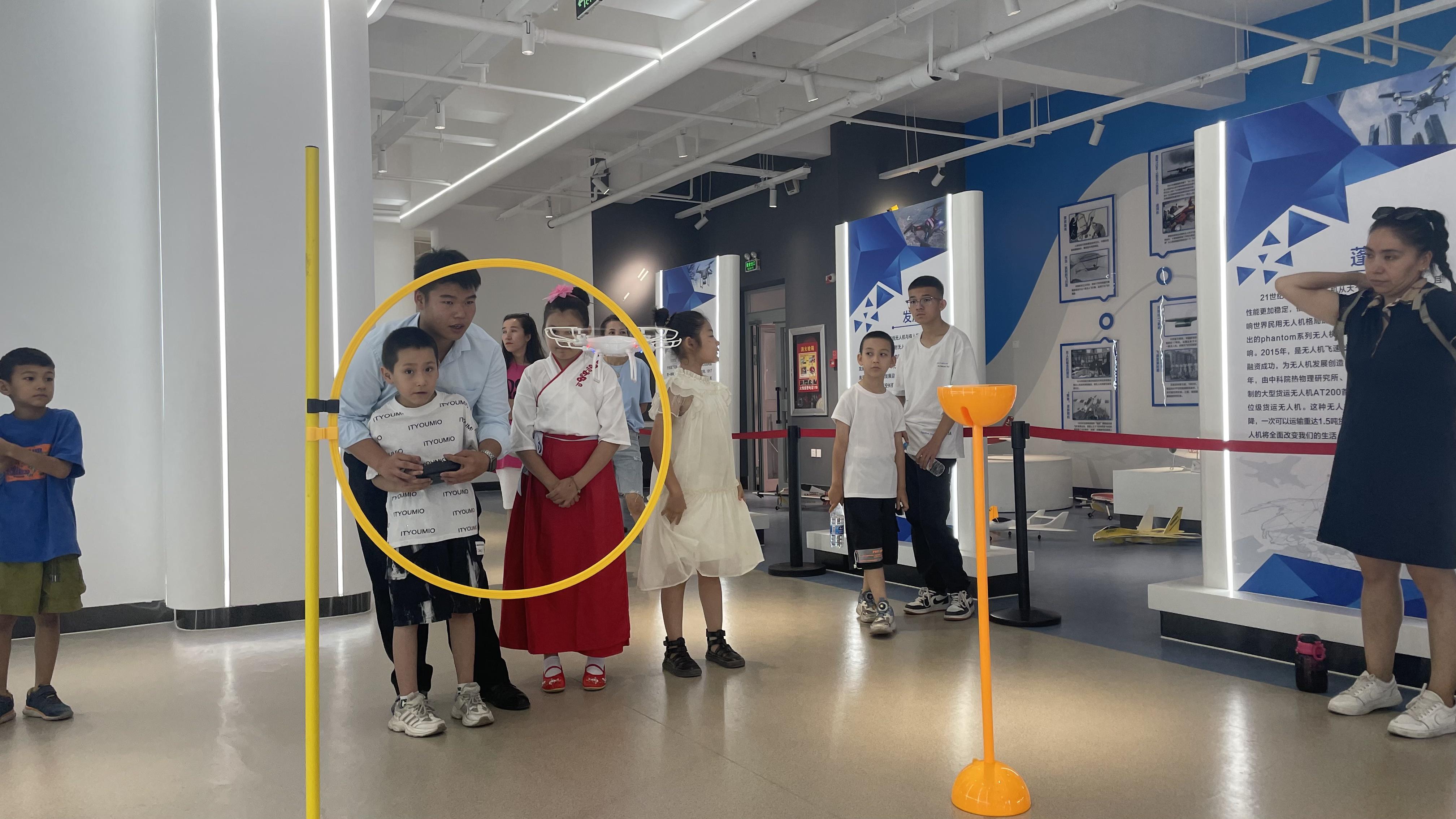 新疆青少年的無人機夢想：保華潤天航空民航局CAAC培訓全解析