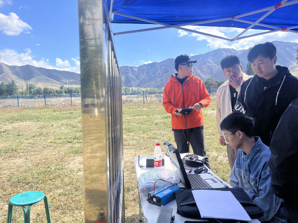 翱翔大美新疆，成就無人機夢想——新疆保華潤天航空等您來