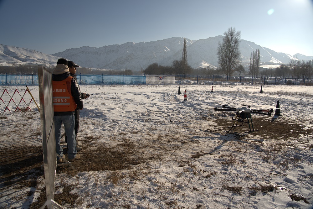 【新疆無人機培訓】低空經濟崛起,帶你飛越城市天際線!