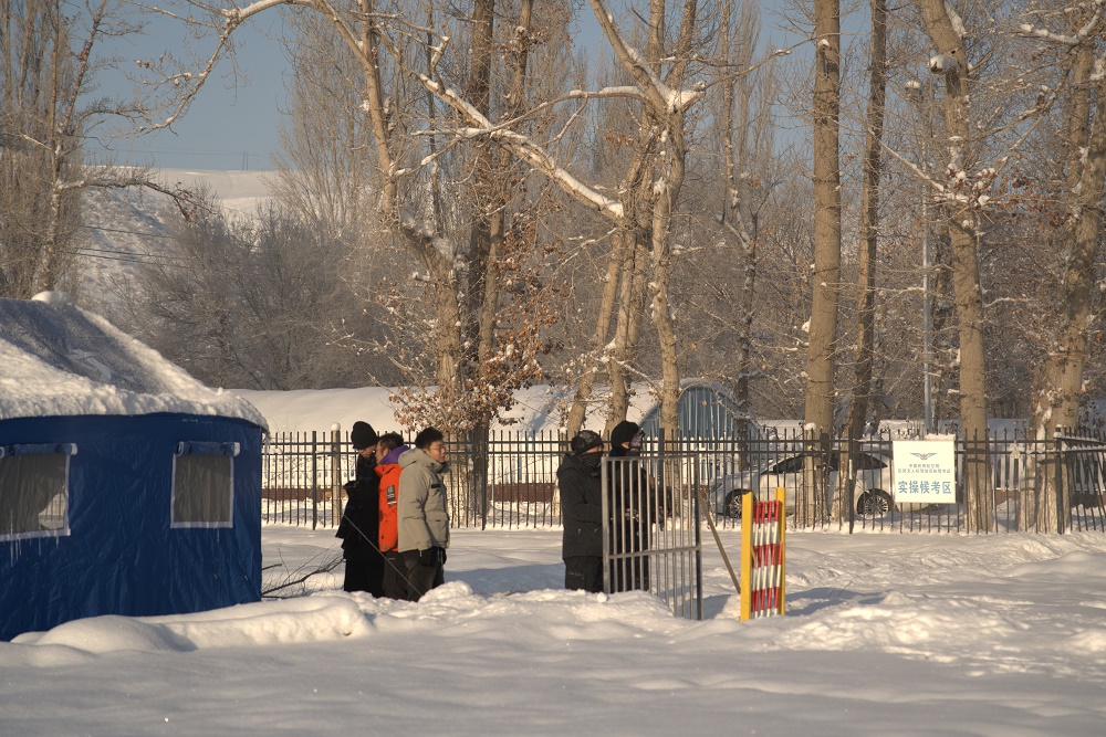 【新疆無人機培訓】低空無人機:未來城市物流,高效運輸新選擇!
