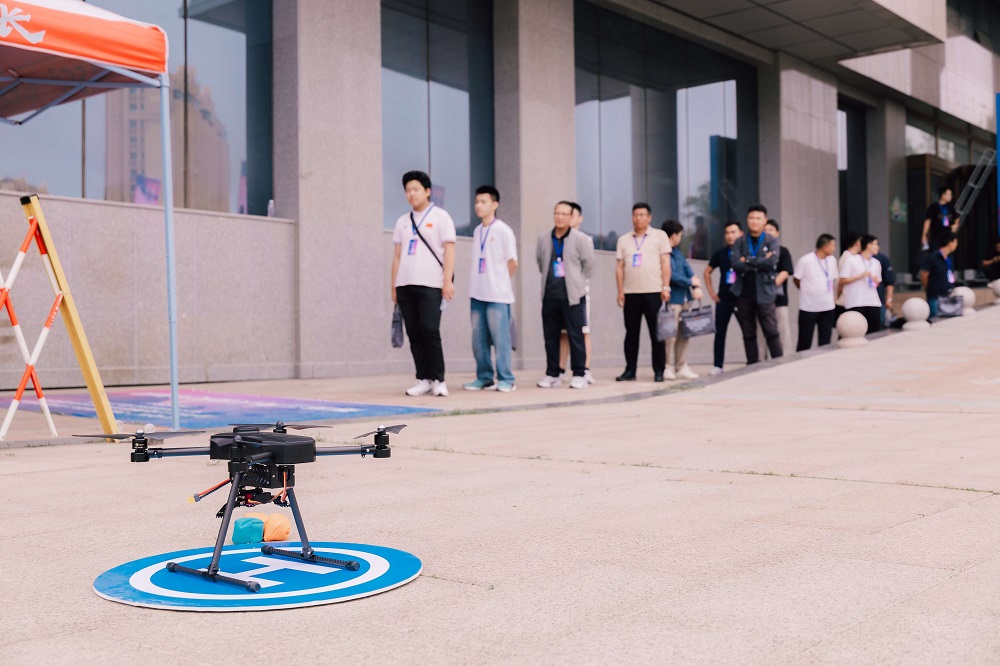 新疆無人機培訓 | 想飛就飛！保華潤天航空專業無人機培訓，CAAC執照不再是夢