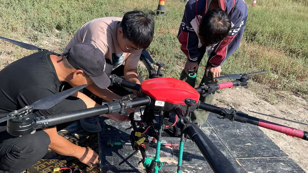 新疆無人機培訓 | 從零到專業飛手!新疆保華潤天航空CAAC執照課程全解析,行業大佬都在學的秘訣