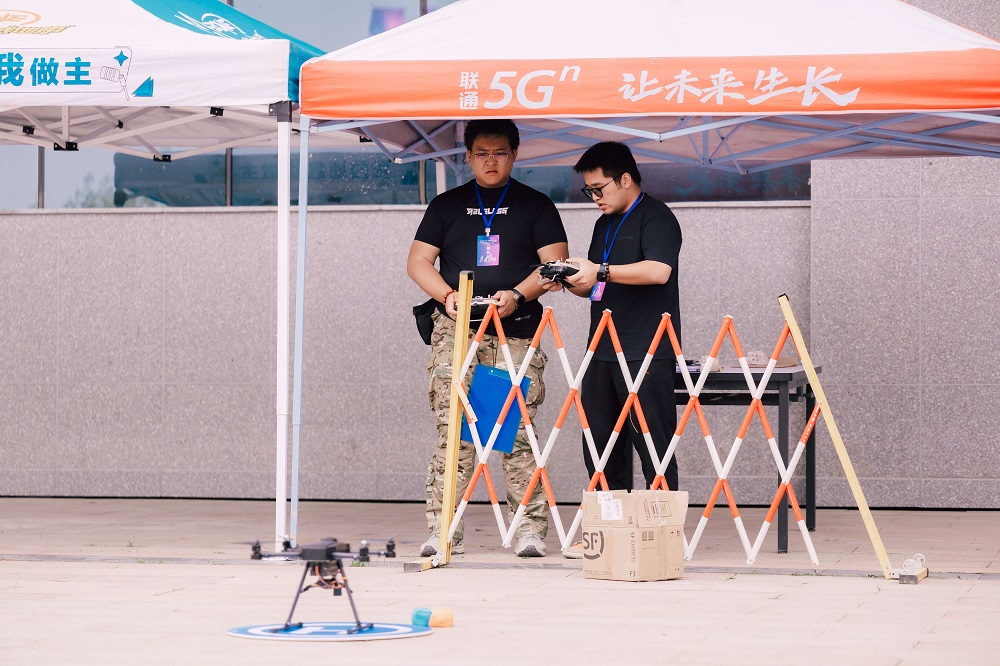 新疆哪里可以考無人機駕駛證？來新疆無人機03考點(保華潤天航空)！