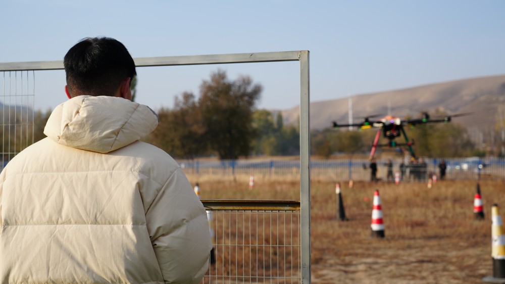 保華潤天新疆無人機(jī)培訓(xùn):CAAC無人機(jī)執(zhí)照+就業(yè)推薦直通車